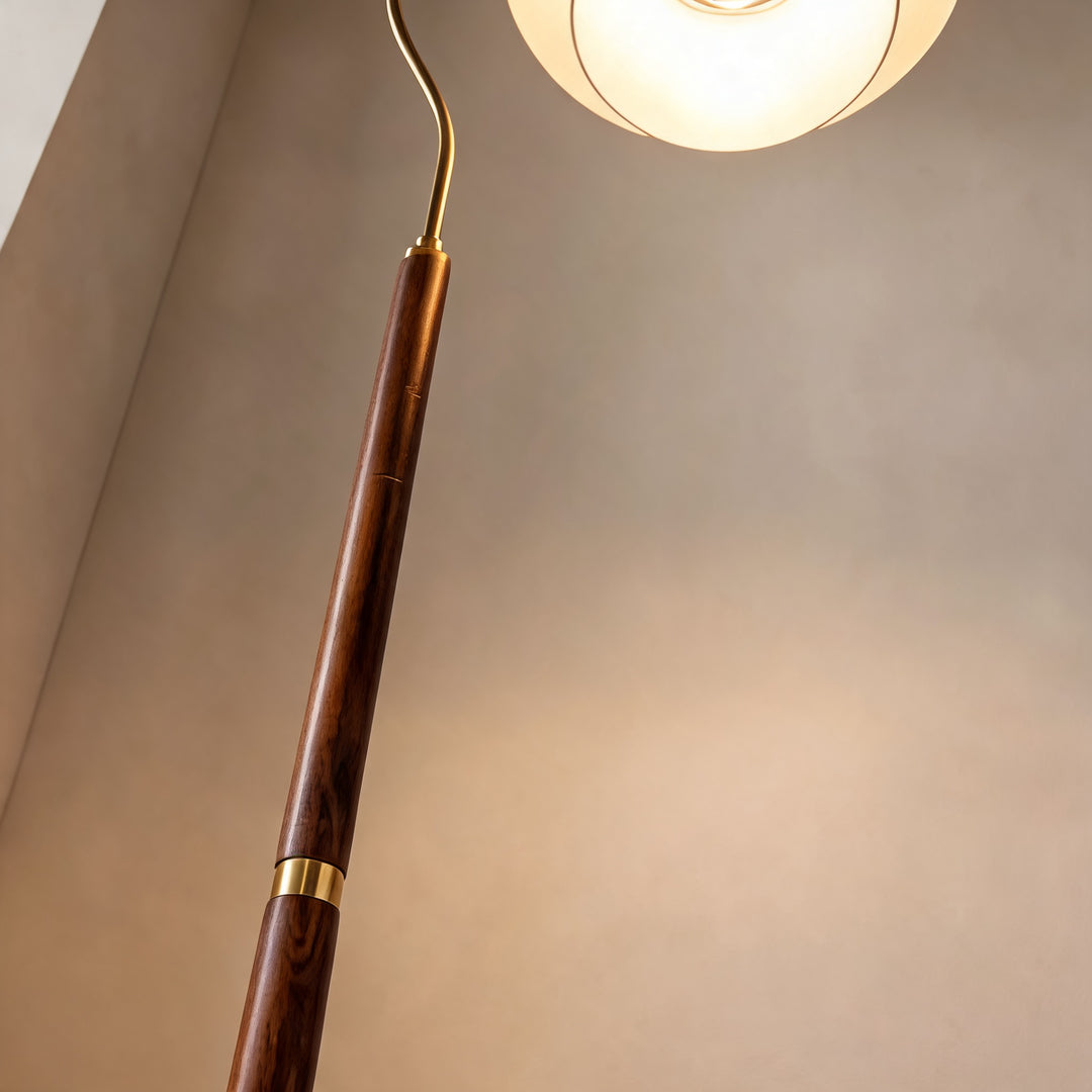 Modern Black Floor Lamp with Adjustable Height Metal Base and Energy-Efficient LED Light