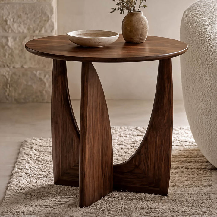 Scandinavian Style Round Bed Side Table Solid Wood Compact Multi-Purpose Accent Table