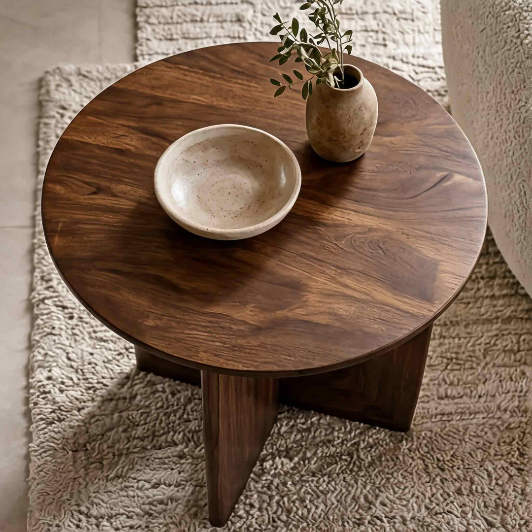 Scandinavian Style Round Bed Side Table Solid Wood Compact Multi-Purpose Accent Table