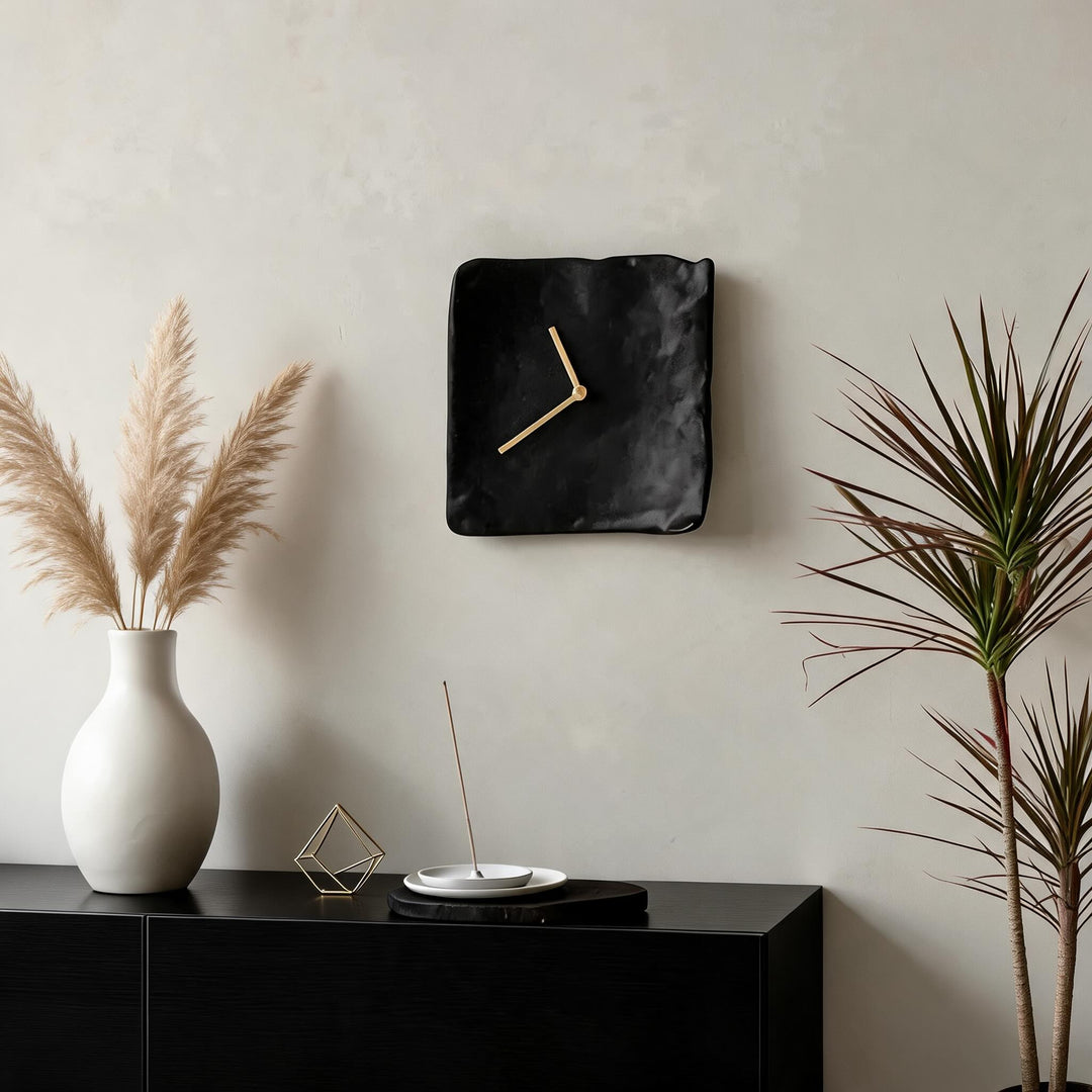 Modern Wall Clock with Unique Texture Silent Operation Resin 26x27cm for Living Room Decor