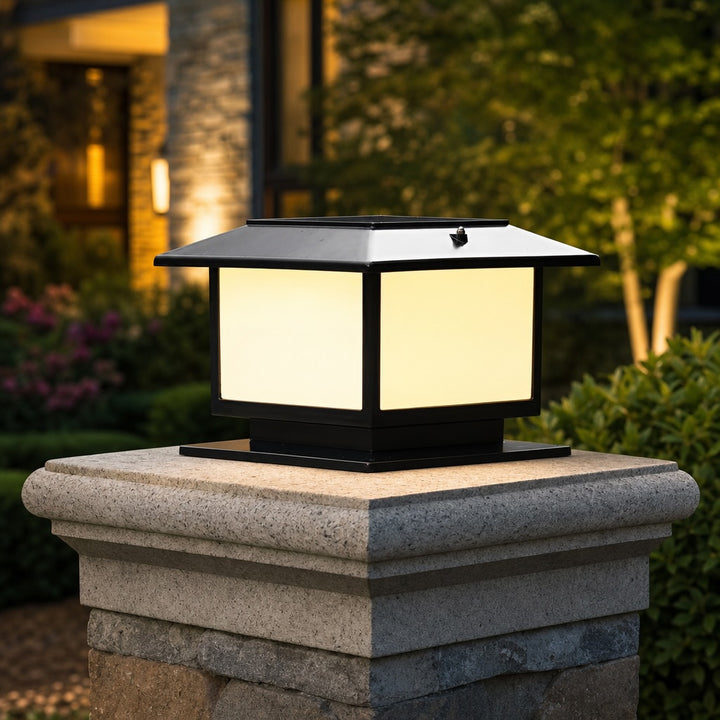 Modern Solar Garden Lights Waterproof Adjustable LED Aluminum Pillar Light with IP54 Rating