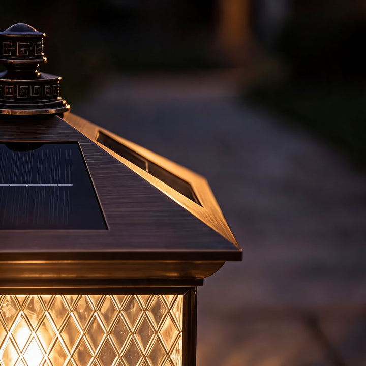 Modern Solar Garden Lights Post Lamp Aluminum LED with Remote Control and Diamond Glass Design