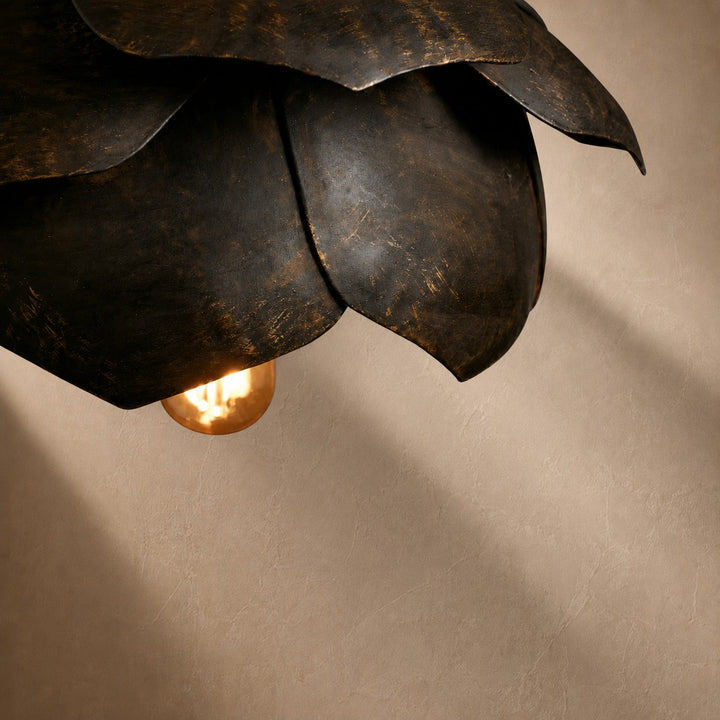 Sculptural Flower Pendant Light in Gold or Bronze – 18cm