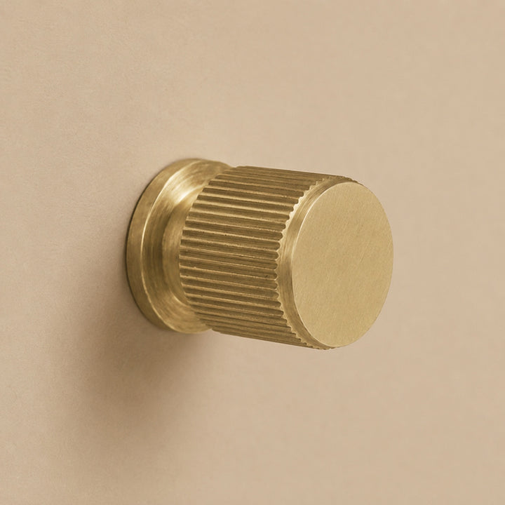 Contemporary Cabinet Handles Set Ergonomic Pulls and Knobs Durable Metal for Kitchen Drawers