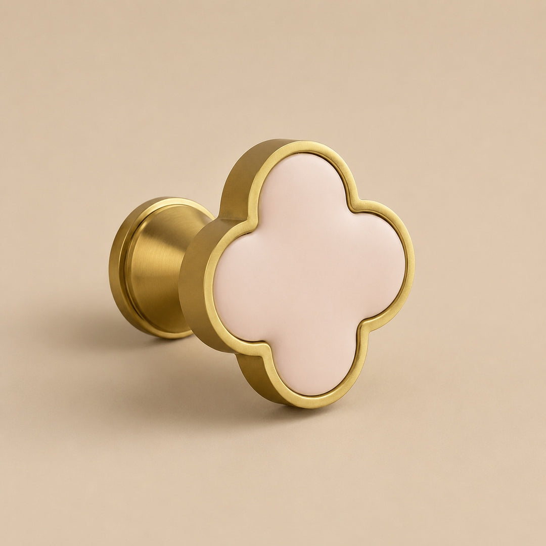 Contemporary Cabinet Knobs Leather and Brass Four-Leaf Clover Shape User-Friendly Installation