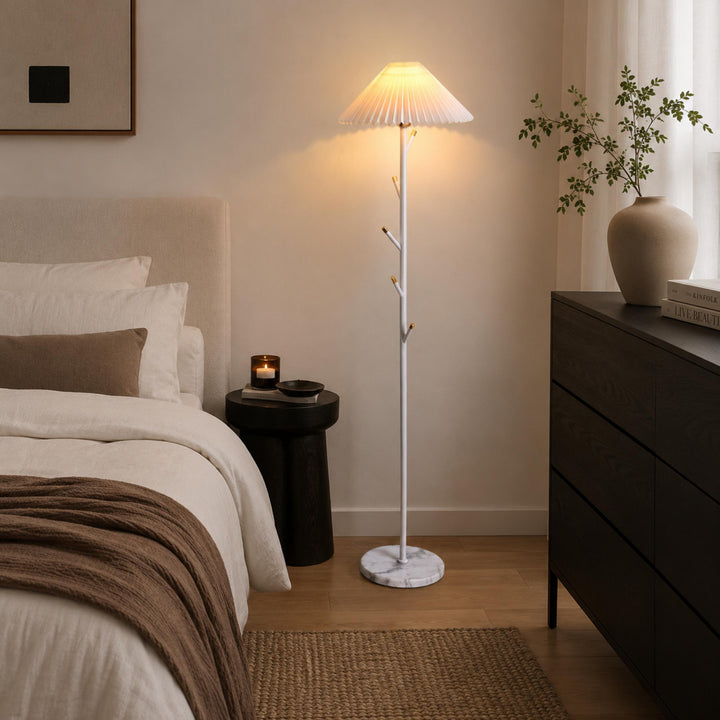 Modern Black Floor Lamp with Adjustable Height and Iron Structure for Indoor Lighting and Coat Rack