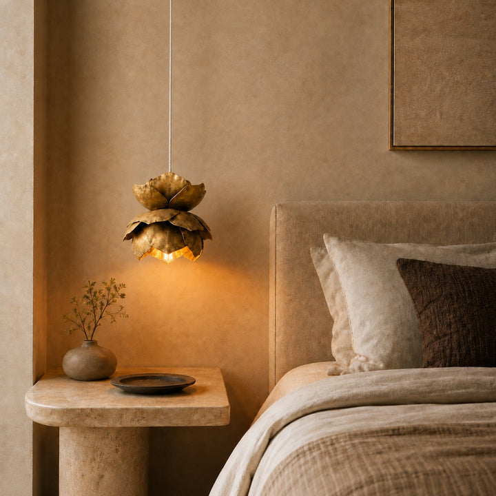Sculptural Flower Pendant Light in Gold or Bronze – 18cm