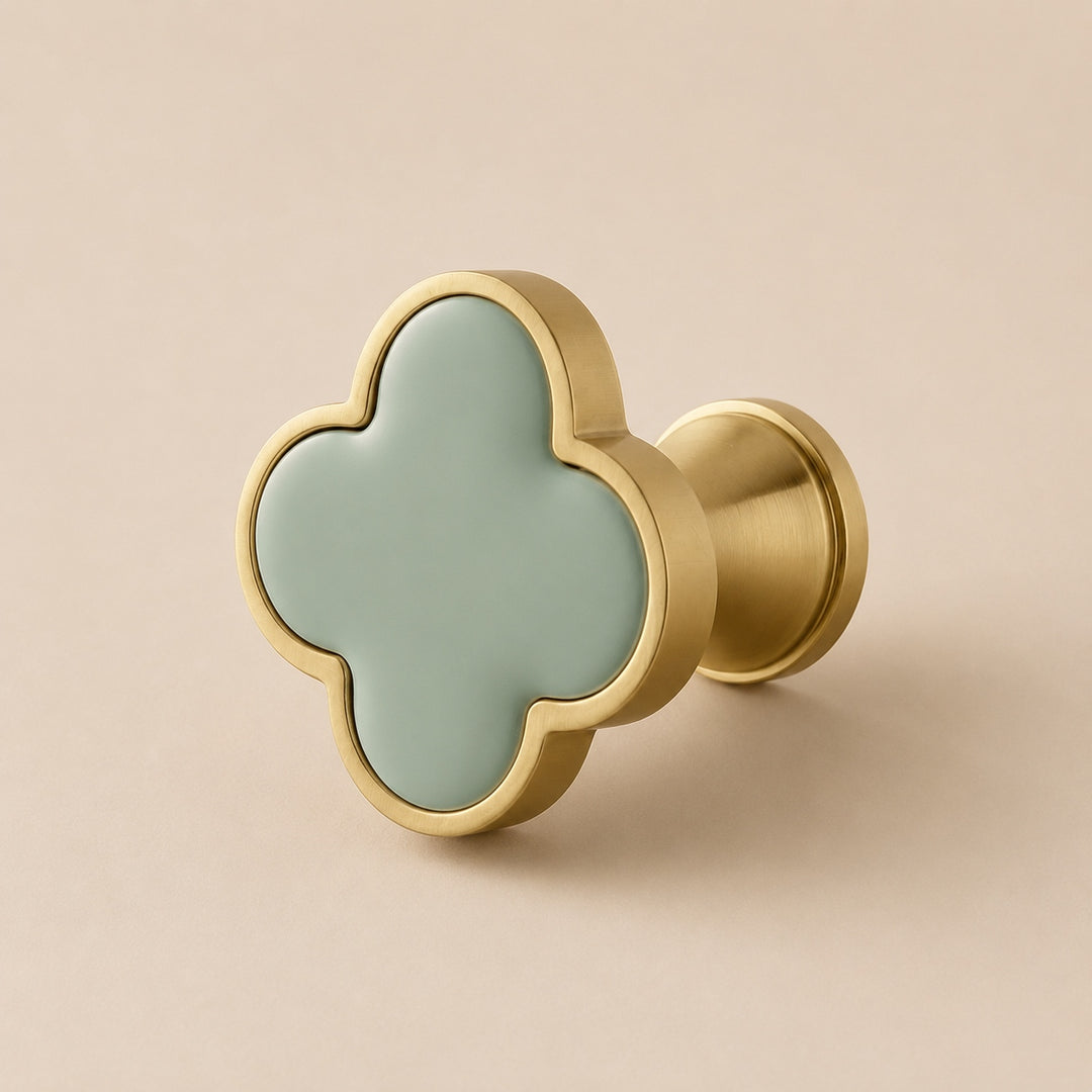 Contemporary Cabinet Knobs Leather and Brass Four-Leaf Clover Shape User-Friendly Installation